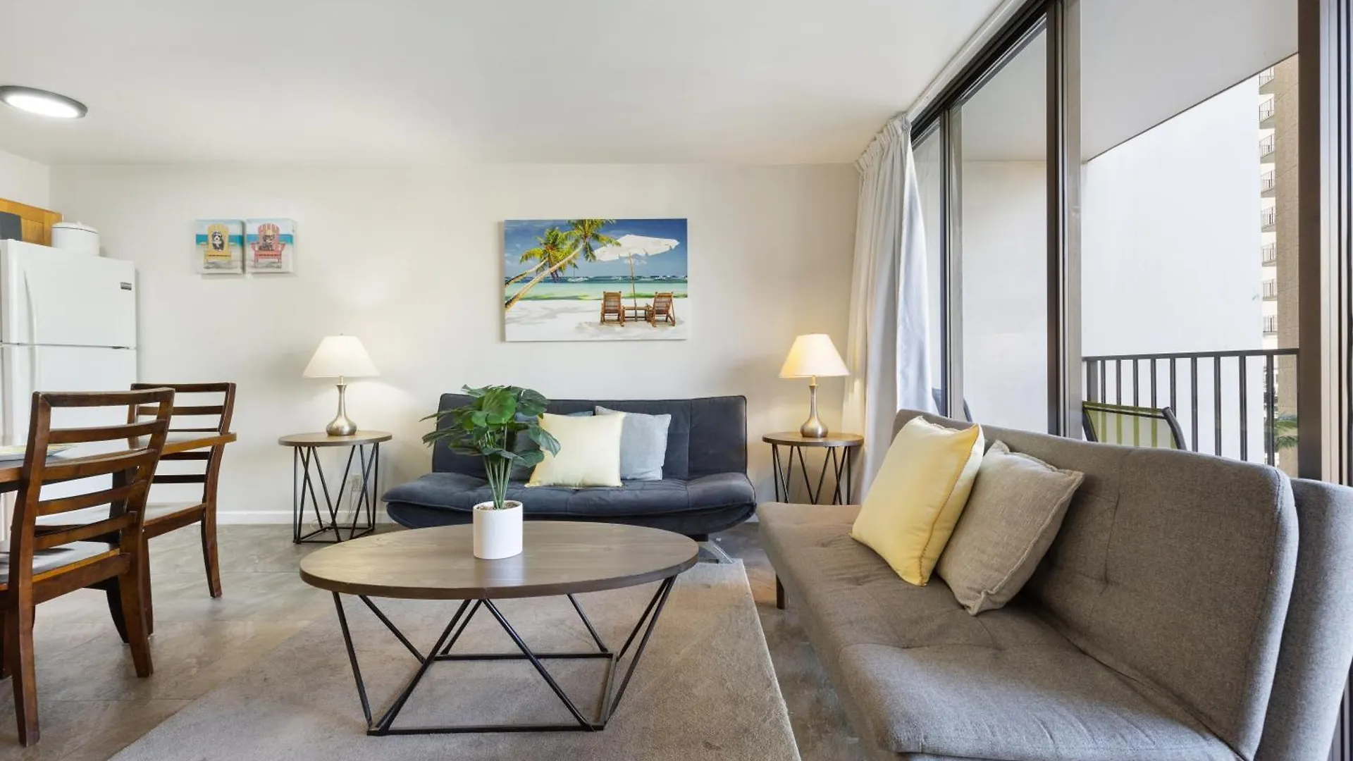 Spacious 8Th Floor Waikiki Condo With City Views, Full Kitchen & Free Parking Honolulu 0*,  Stati Uniti