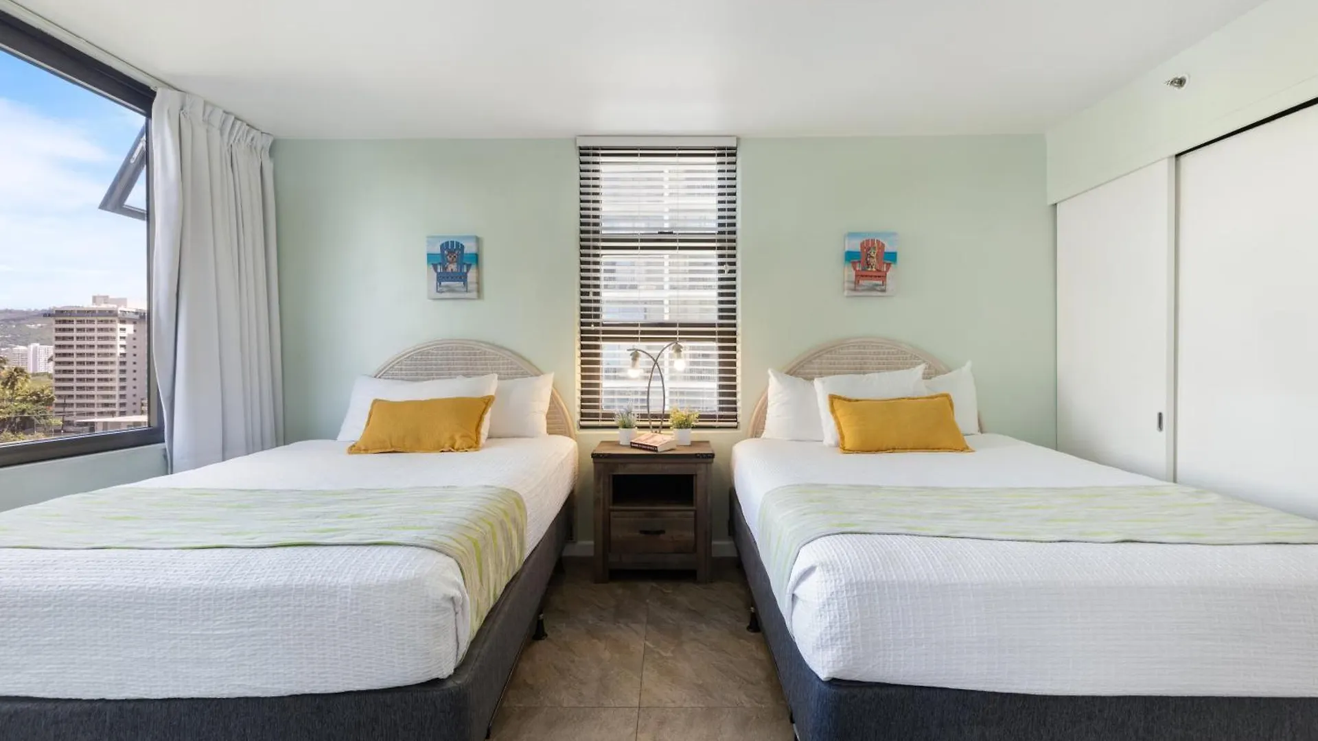 Appartamento Spacious 8Th Floor Waikiki Condo With City Views, Full Kitchen & Free Parking Honolulu