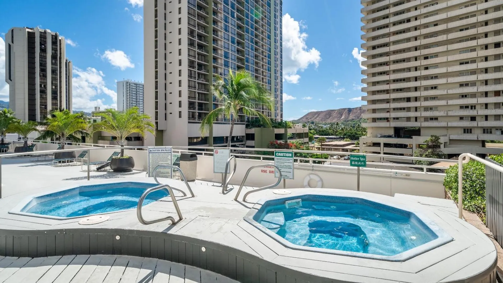 Spacious 8Th Floor Waikiki Condo With City Views, Full Kitchen & Free Parking Honolulu 0*,  Stati Uniti